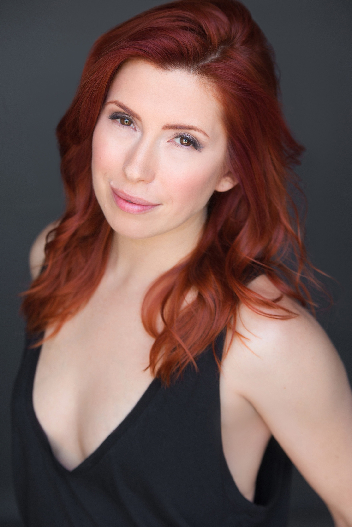 Anime voice actor Elizabeth Maxwell is a guest at Thy Geekdom Con 2025